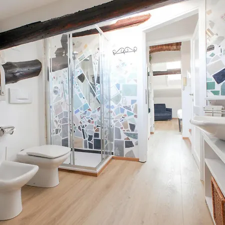 Hacca Collection - Porta Venezia Attic 2br * Milan