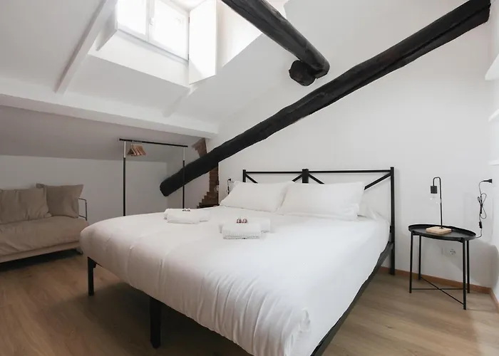 Hacca Collection - Porta Venezia Attic 2br Apartament *