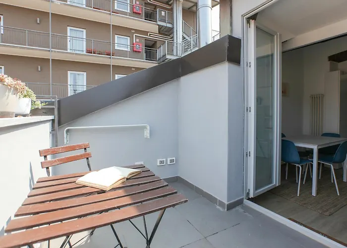 Hacca Collection - Porta Venezia Attic 2br Apartament
