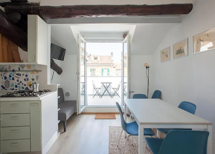Hacca Collection - Porta Venezia Attic 2br * Mediolan